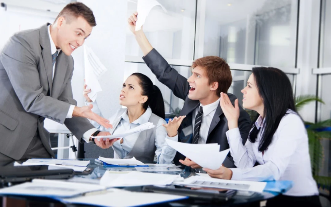 Hey men! Try leaning out a little