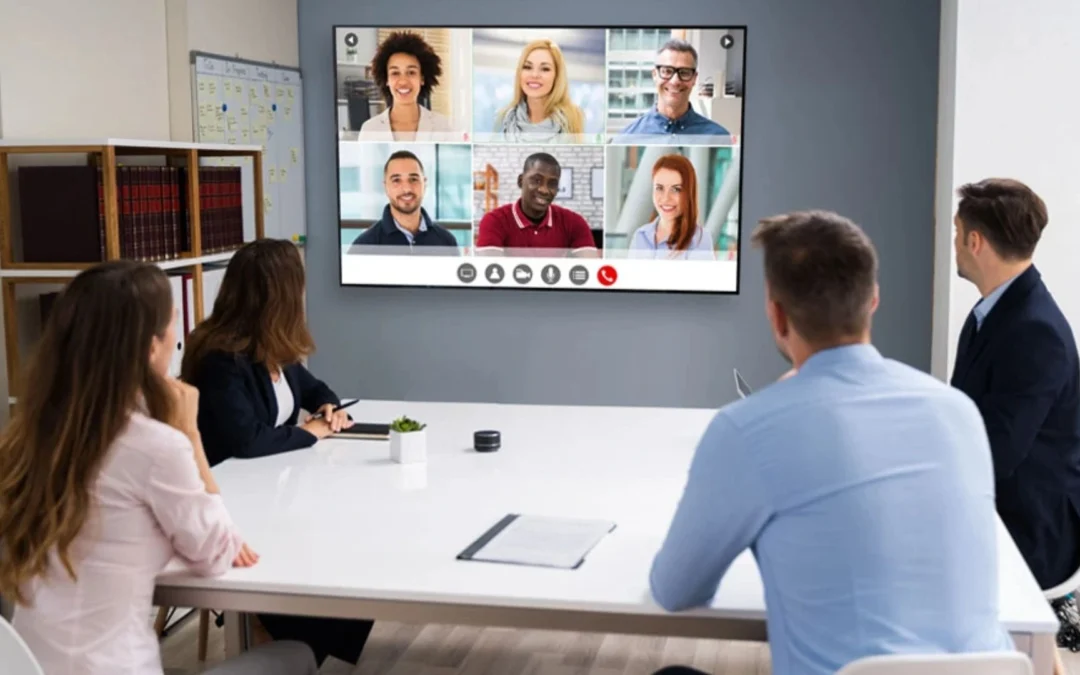 The Pros and Cons of Hybrid Teams